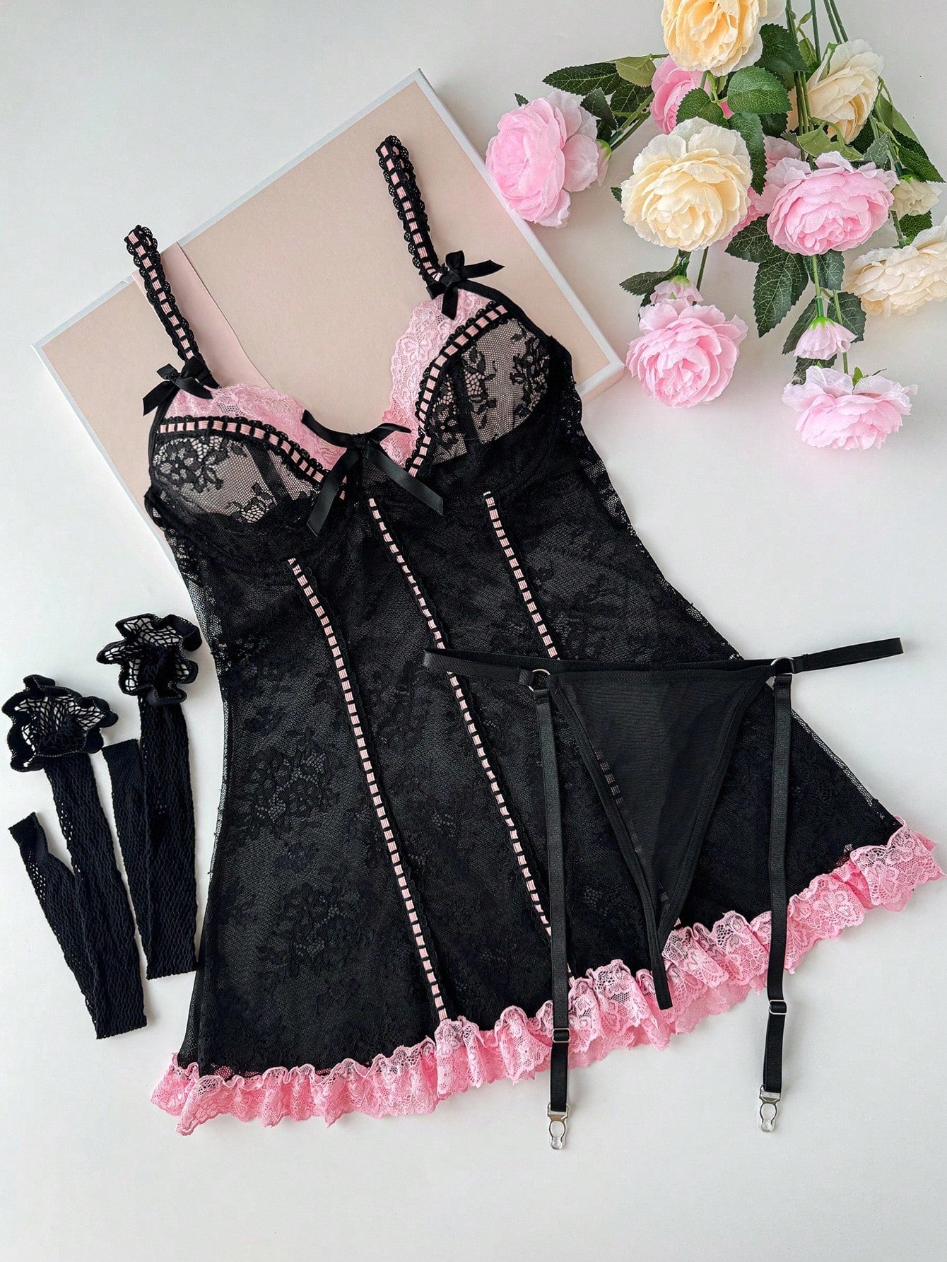 PetitDoll 4pcs Romantic Lace Patchwork Ruffle Hemline Sexy Nightgown Set For Going Out
