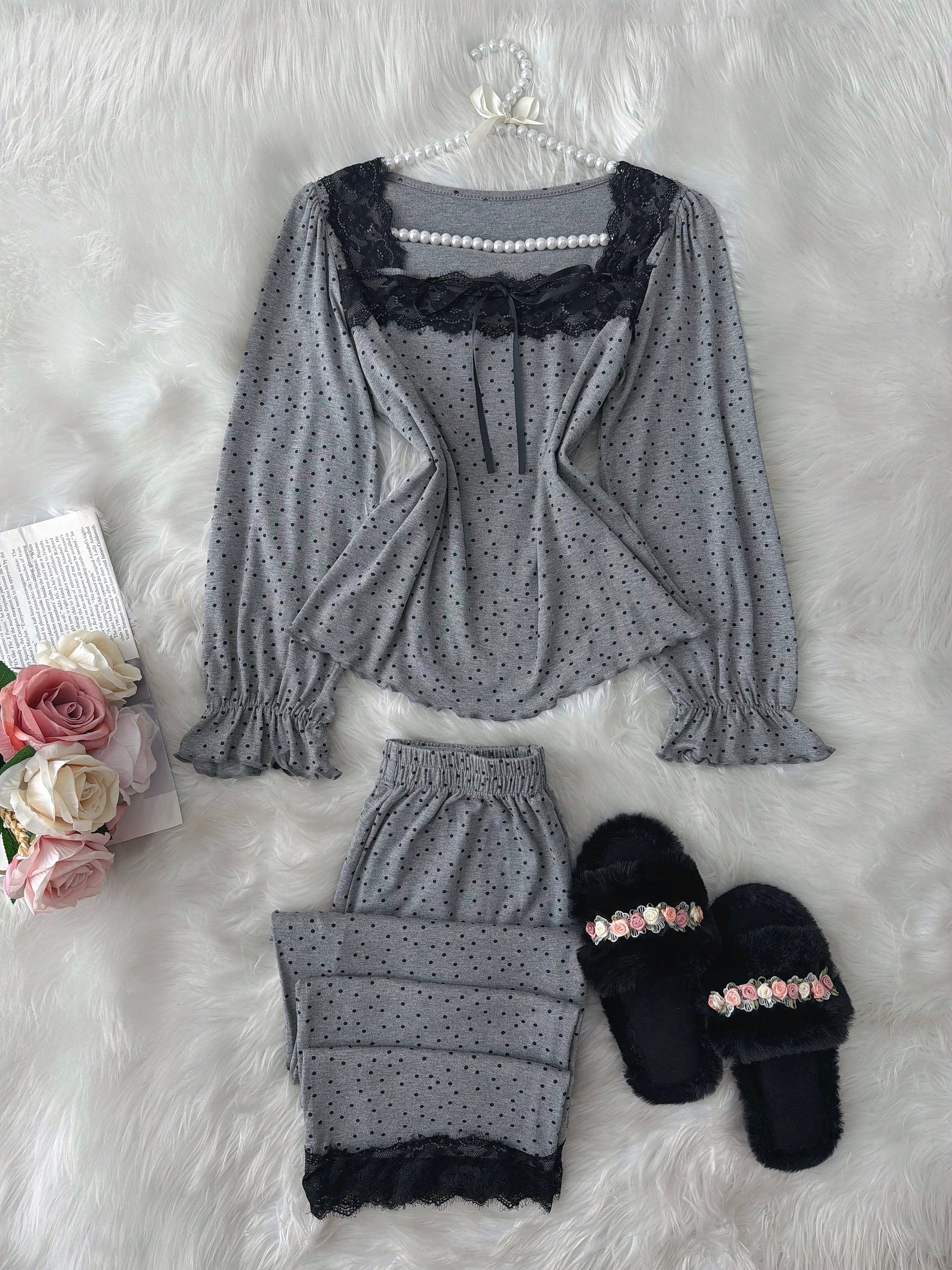 Grey Black Dantel Small Point