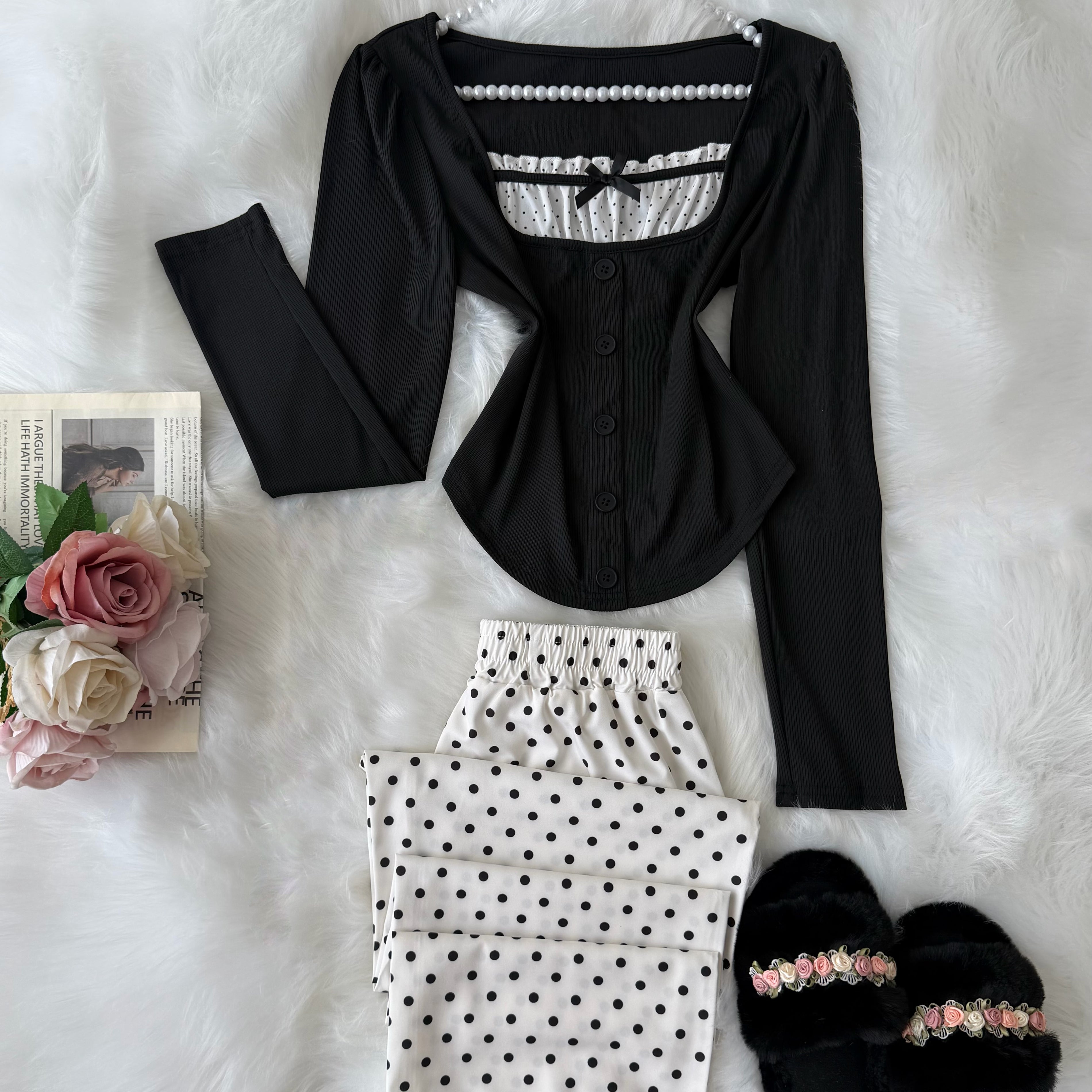 Black Small Point