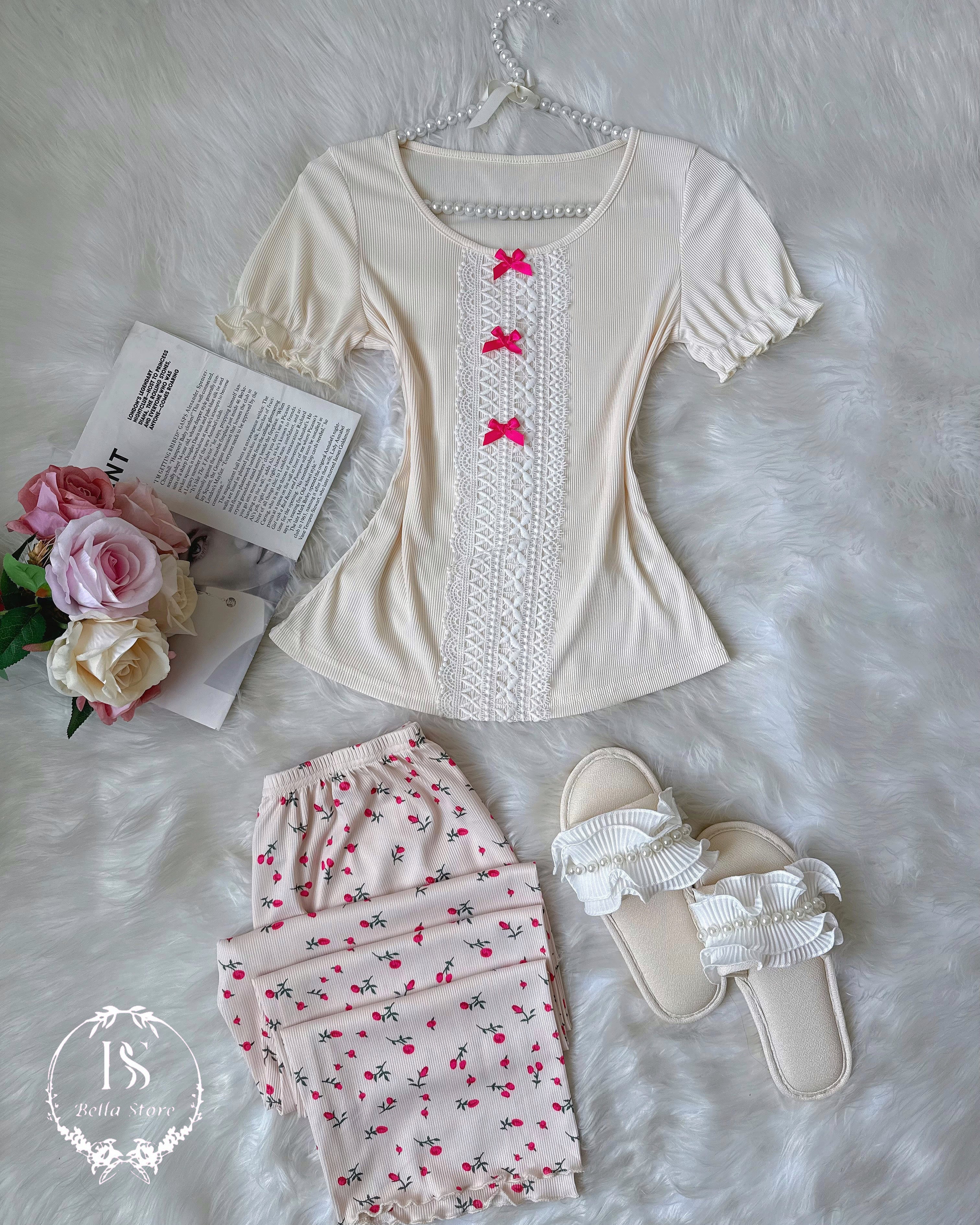 White Three Bow Summer