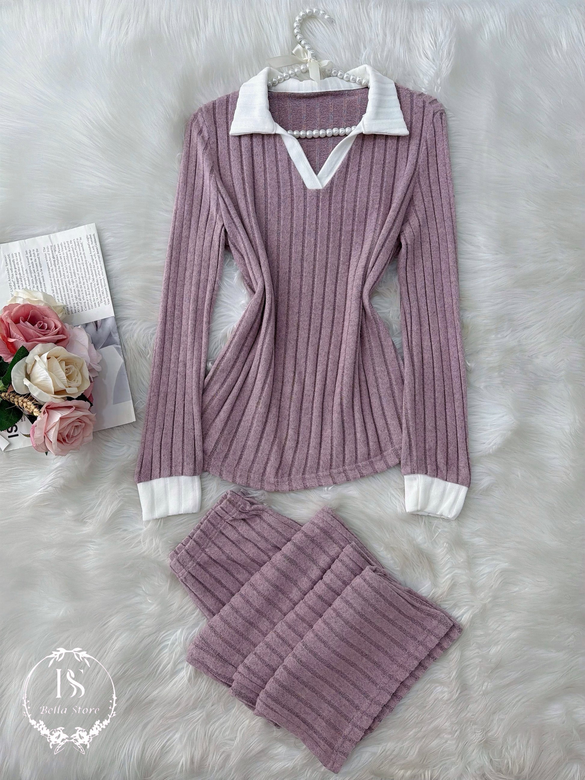 Dusty Purple White Collar