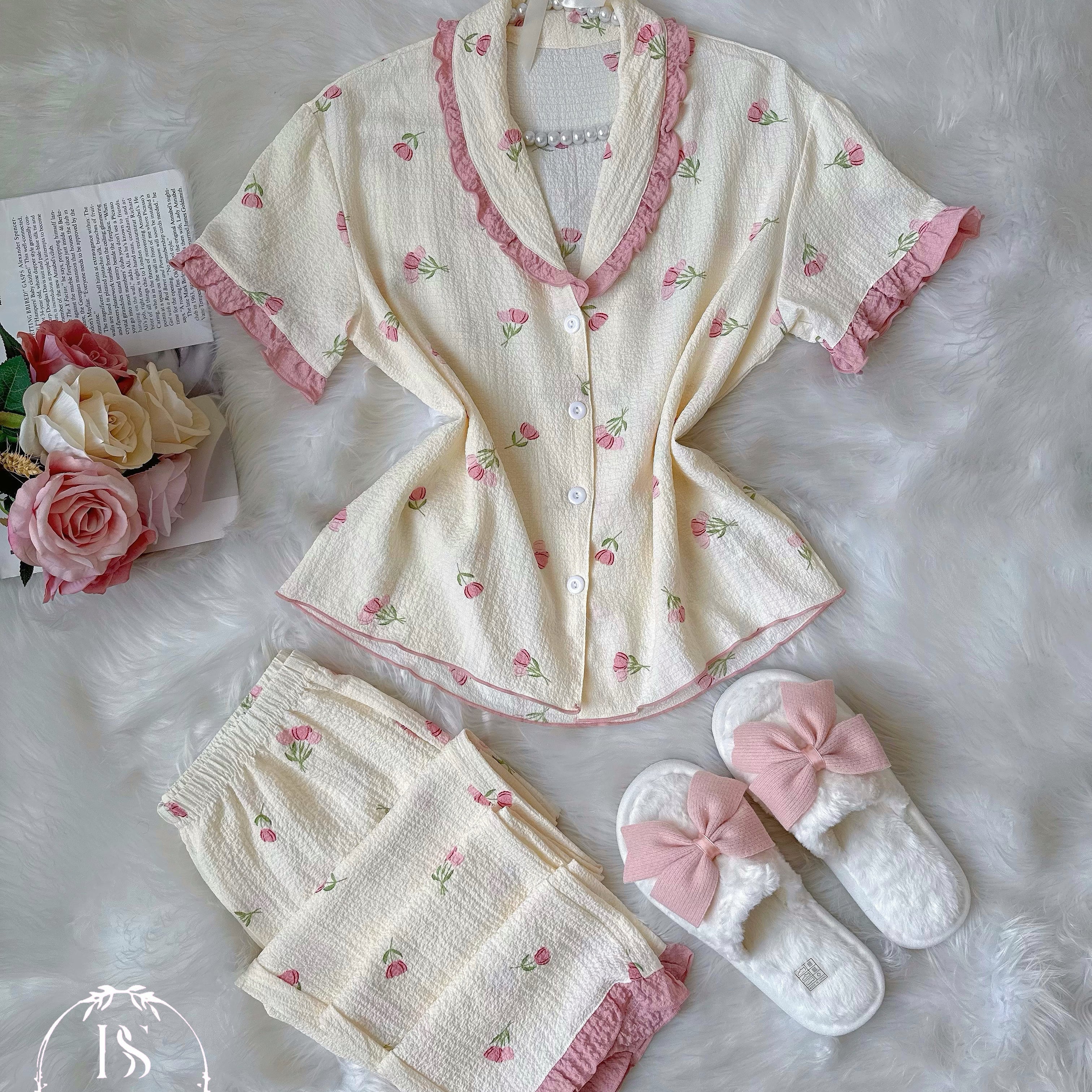 White Pink Tulip Half Sleevee