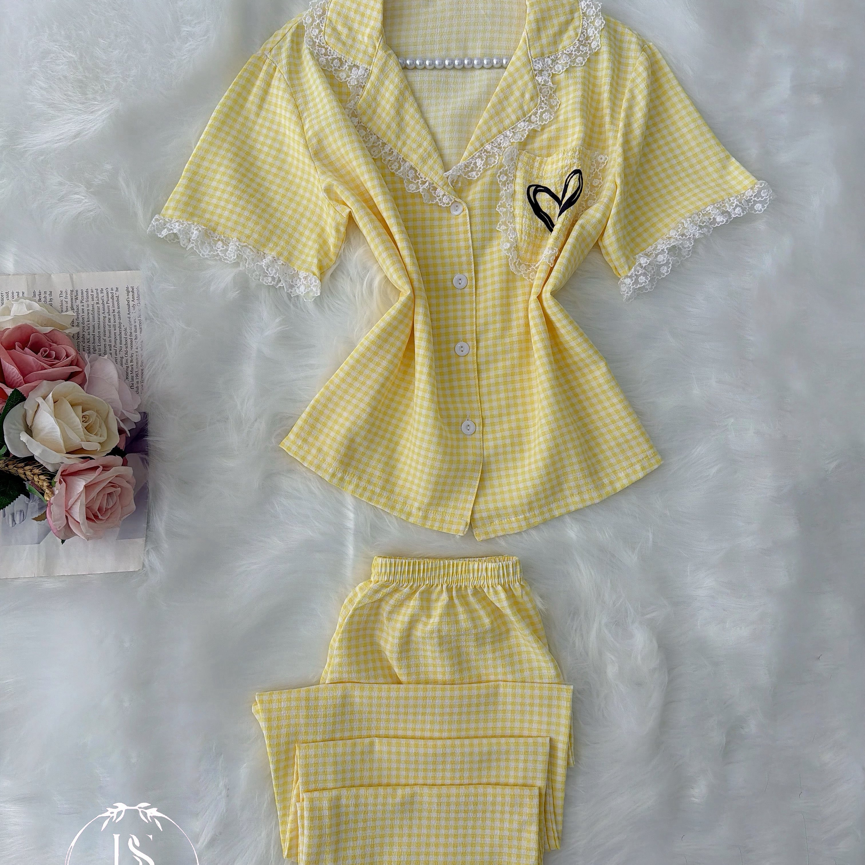 Yellow Black Heart