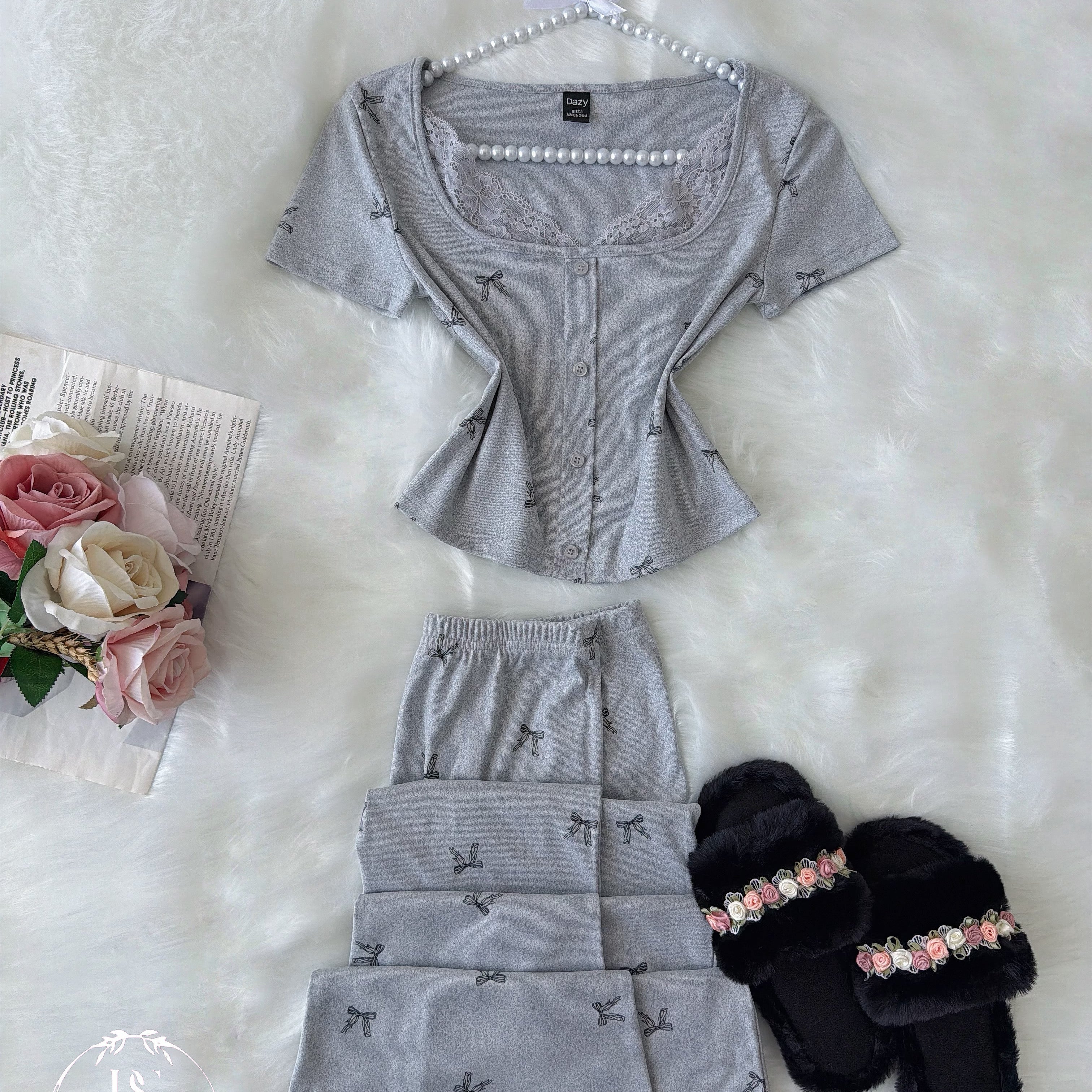 Dazy Grey Small Black Bow Dantel Half sleeve