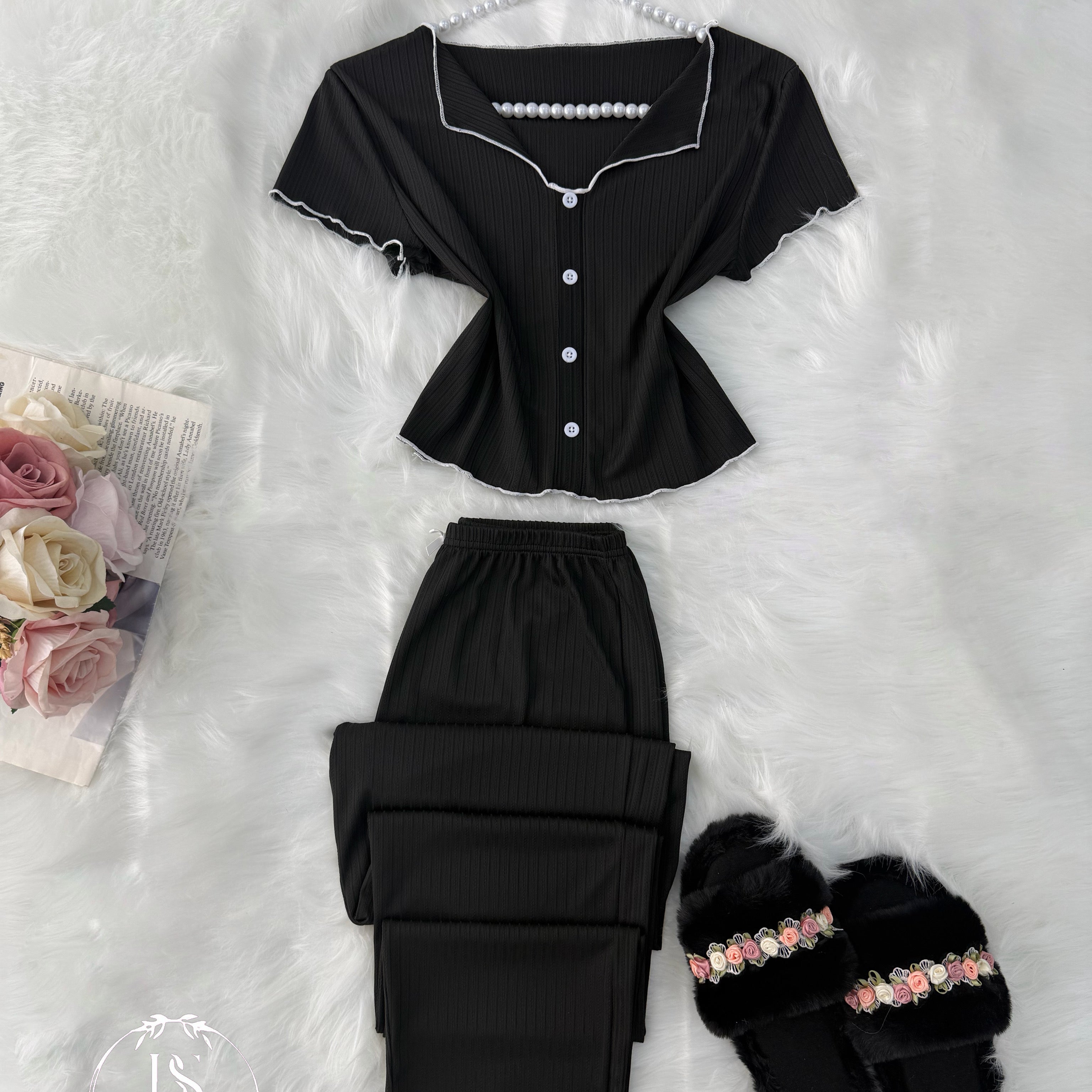 Black White Button