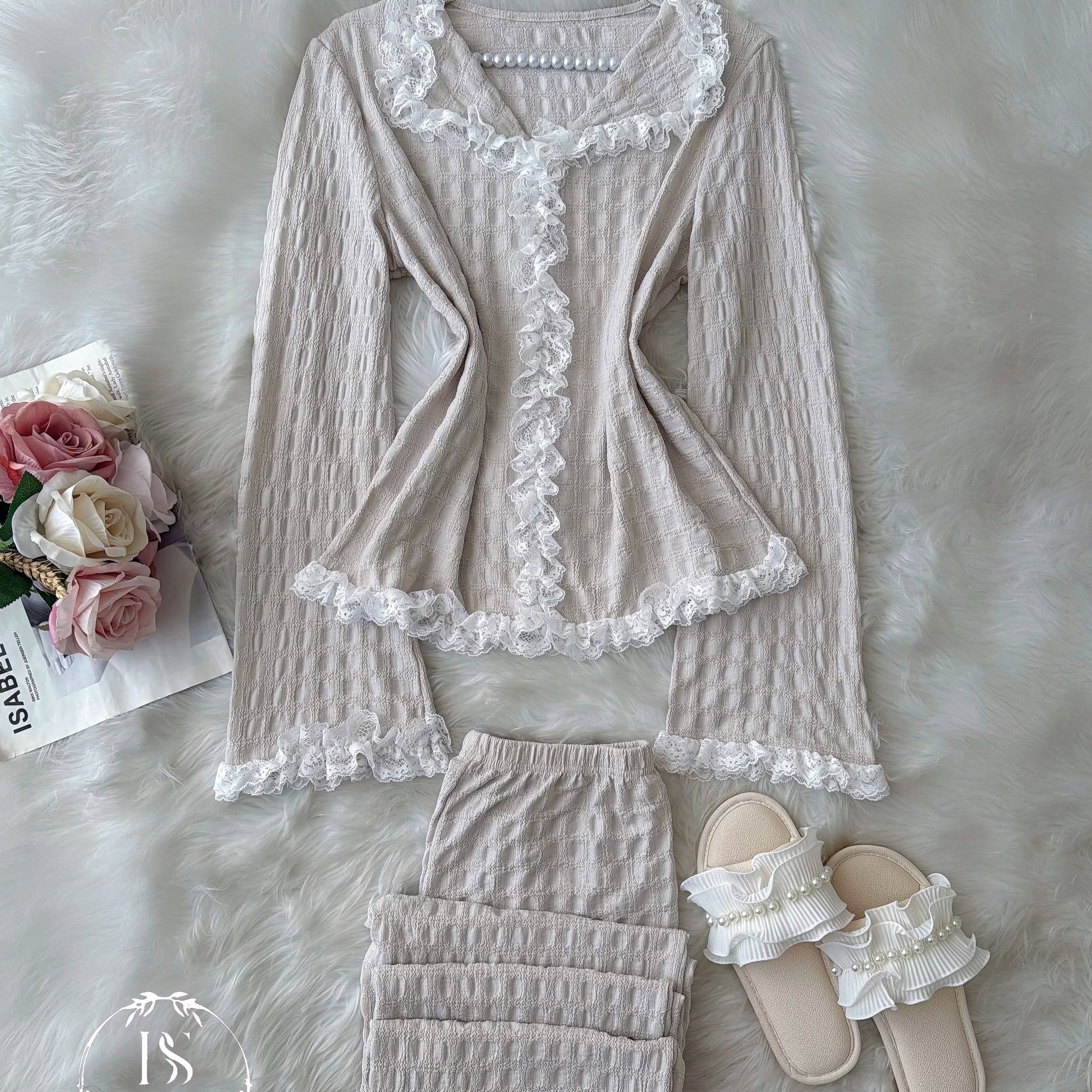 Pastel White Dantel