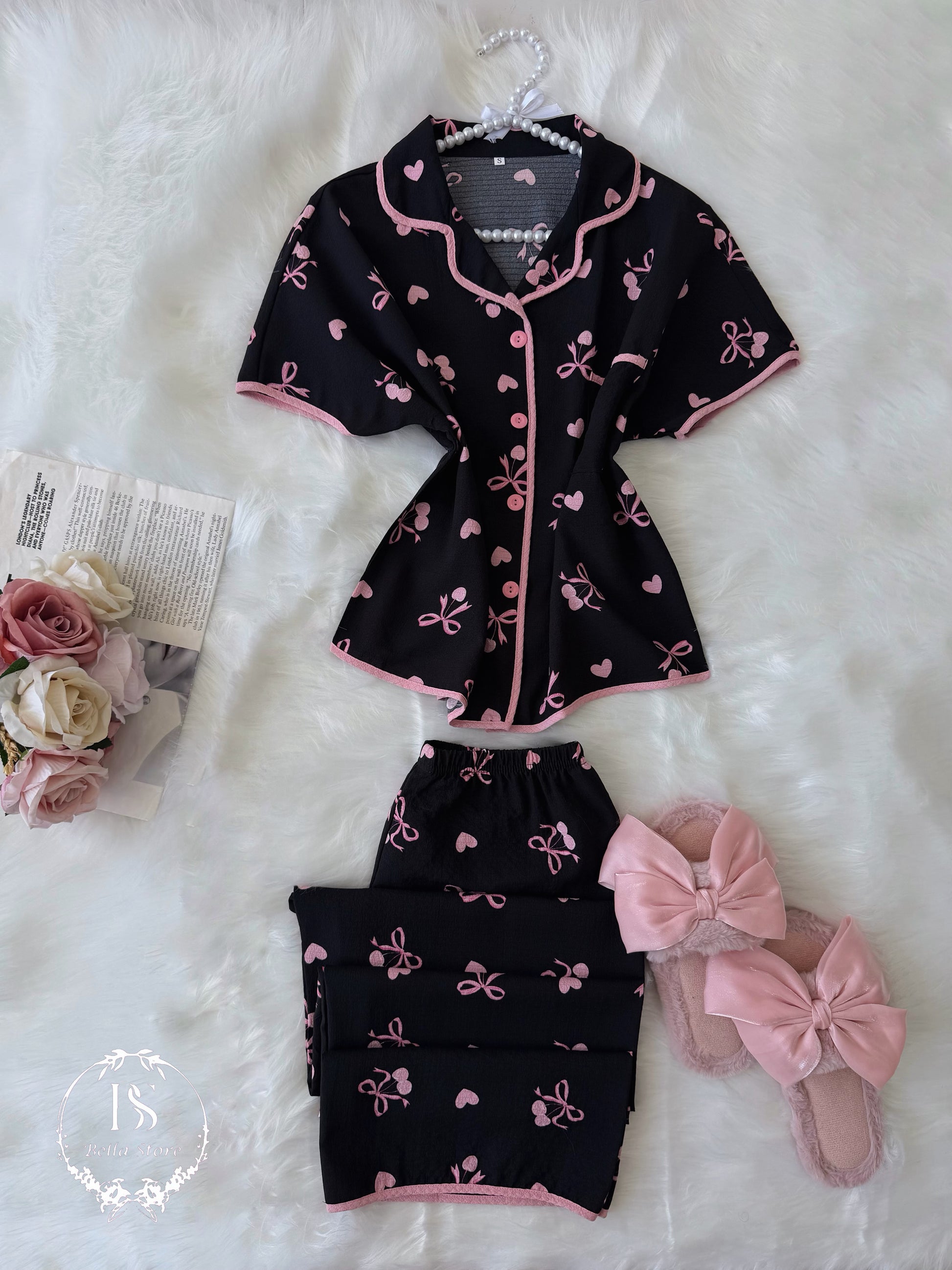 Black Small Pink Bow