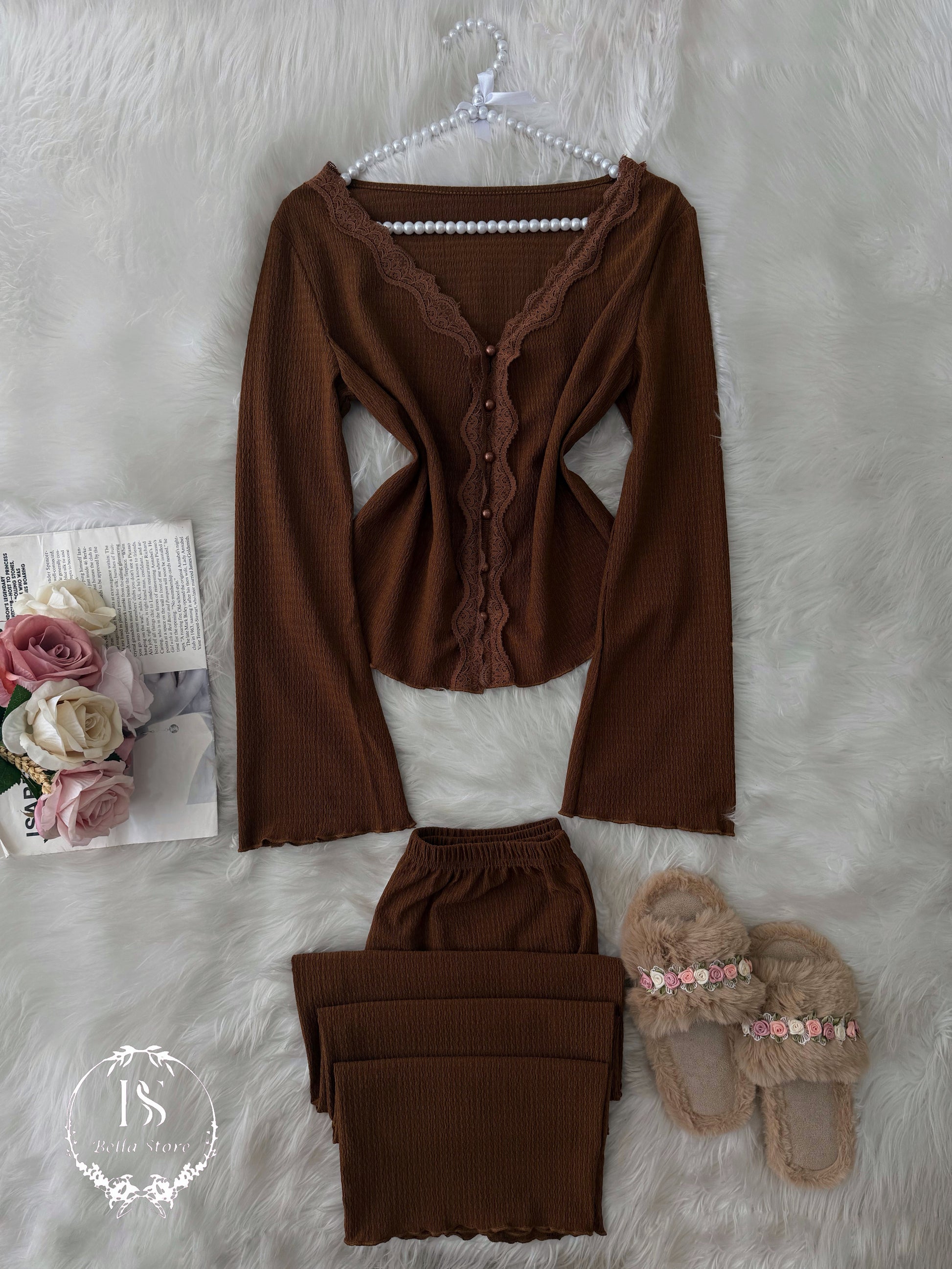 Brown Dantel