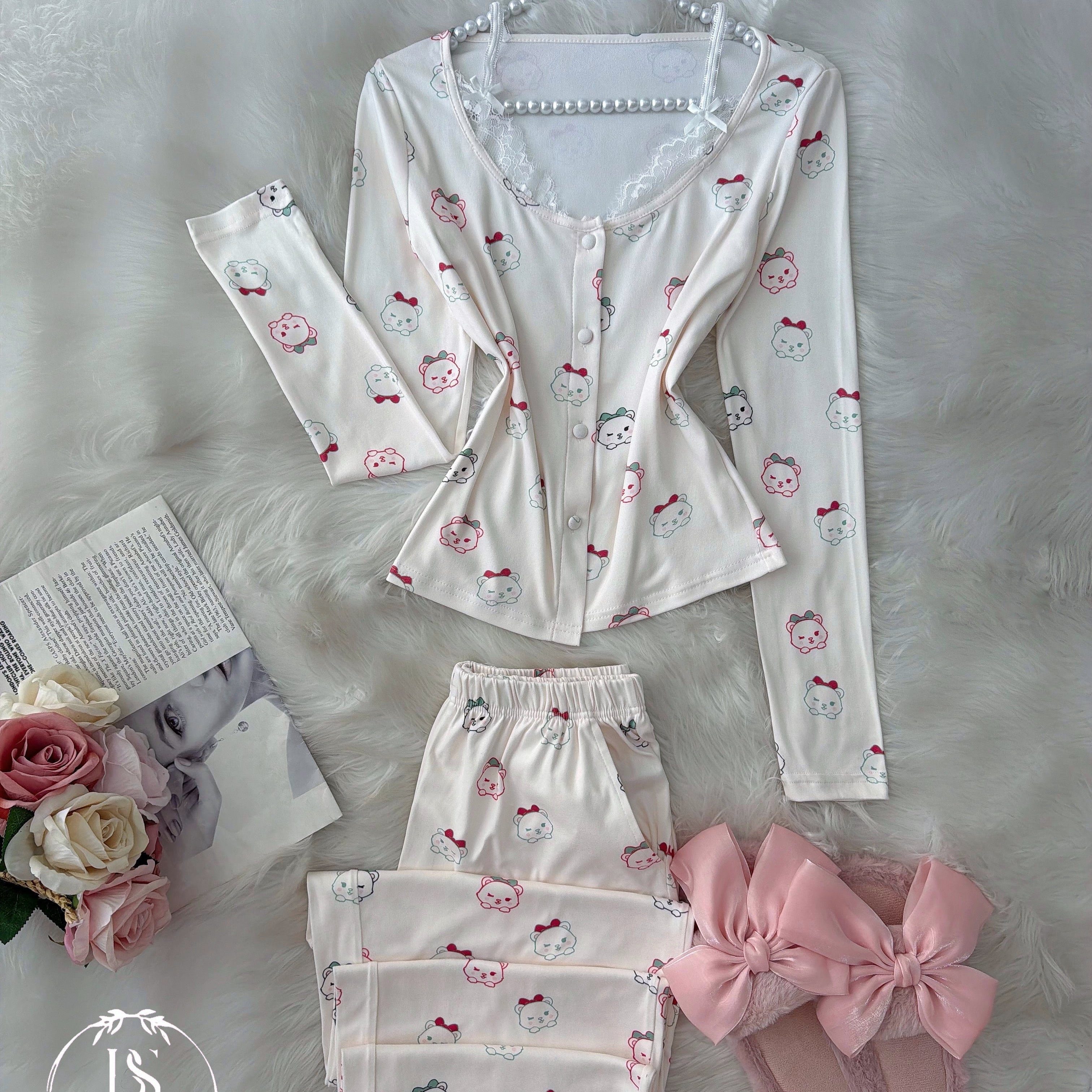 White Small Hello Kitty - Bella Store