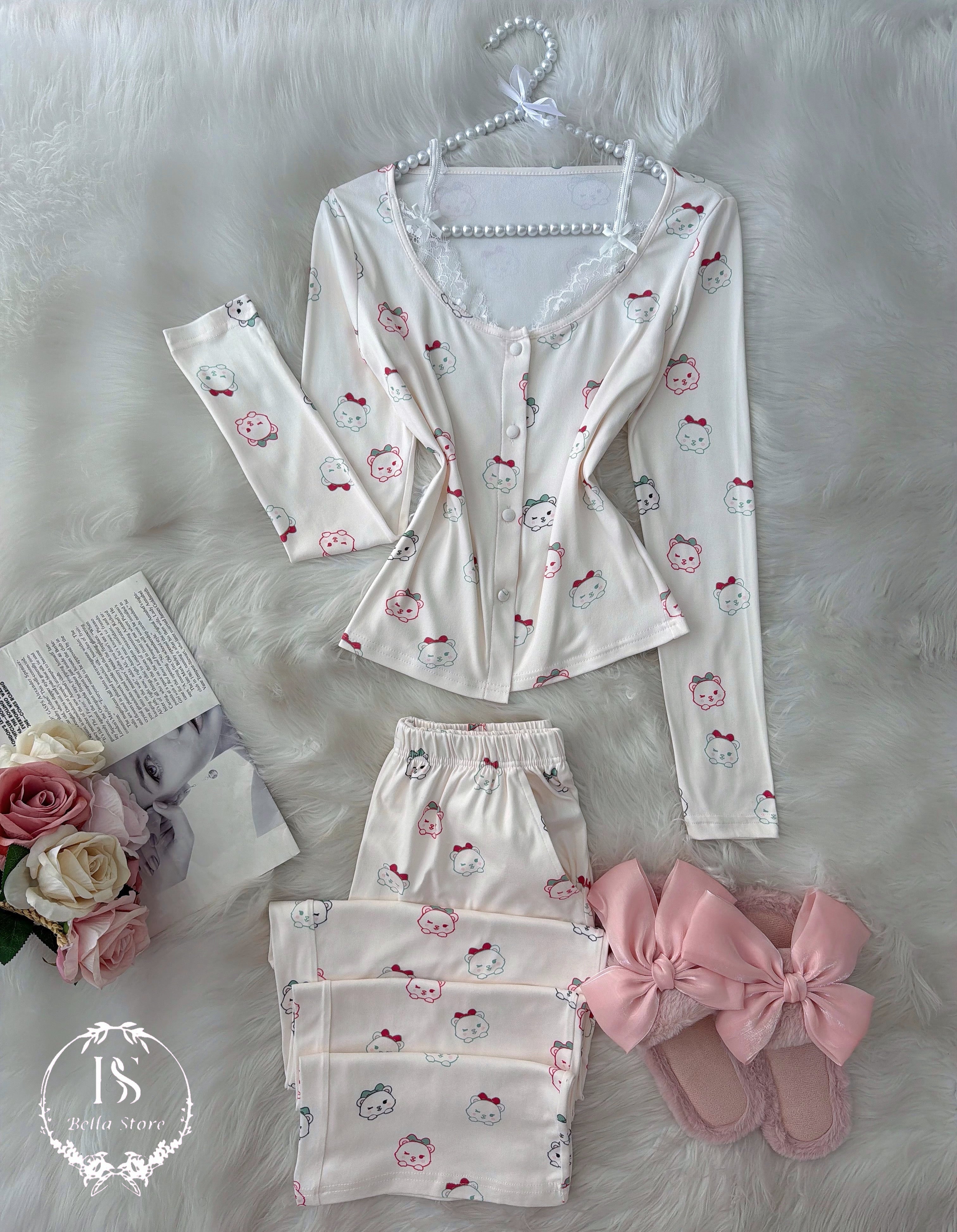 White Small Hello Kitty - Bella Store